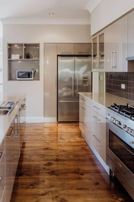 Apartment On James บิเชโน ภายนอก รูปภาพ